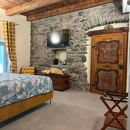 게스트하우스 Le Relais Du Bourg De Charme Wellnes