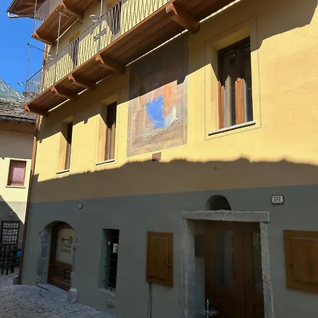 Le Relais Du Bourg De Charme Wellnes * Donnaz